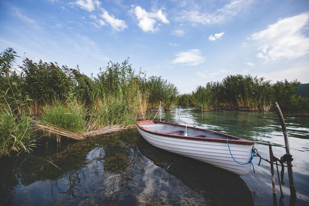 Вілла Csonakos Haz / The Boat House Badacsonyors Екстер'єр фото